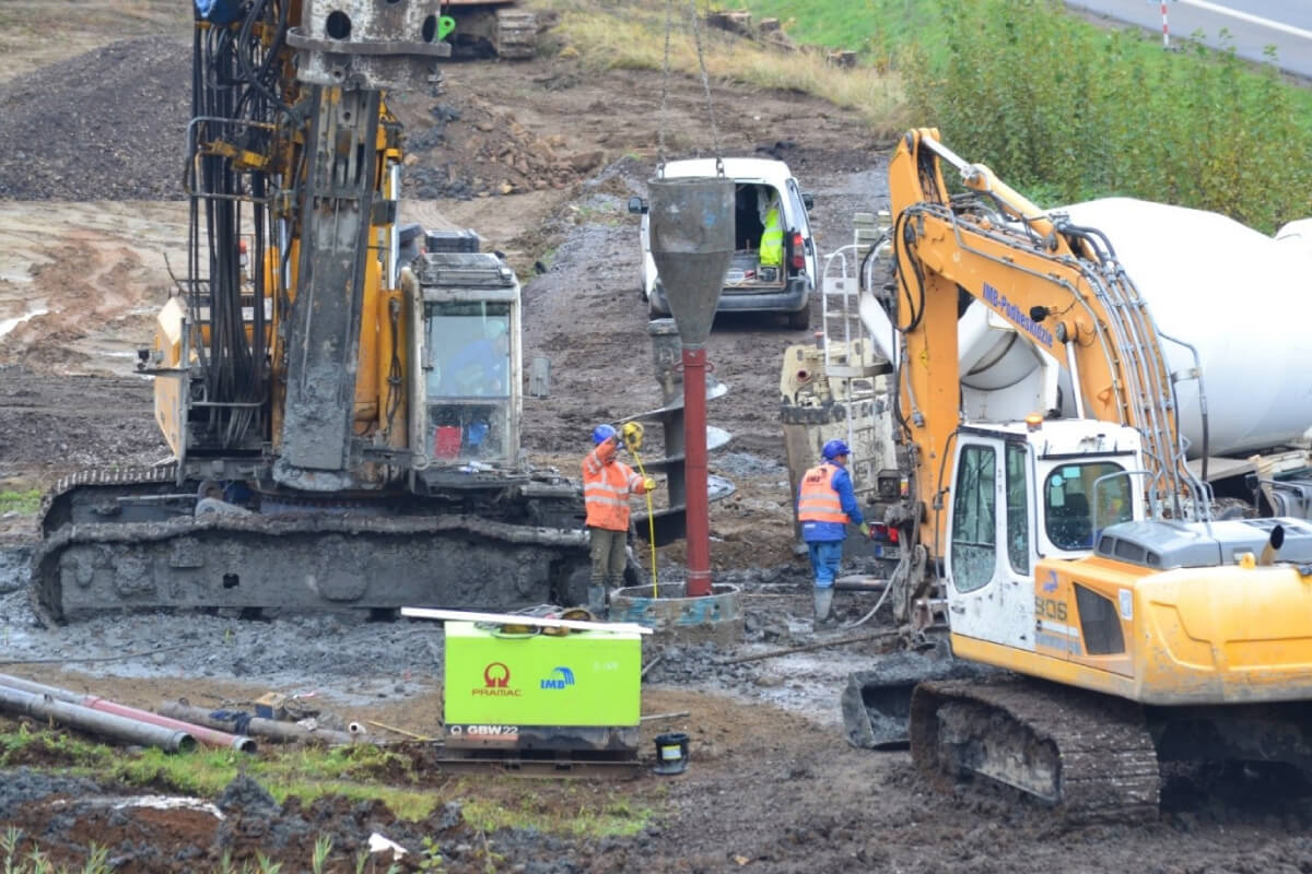 Efektivní řízení stavebního projektu D35 Janov – Opatovec